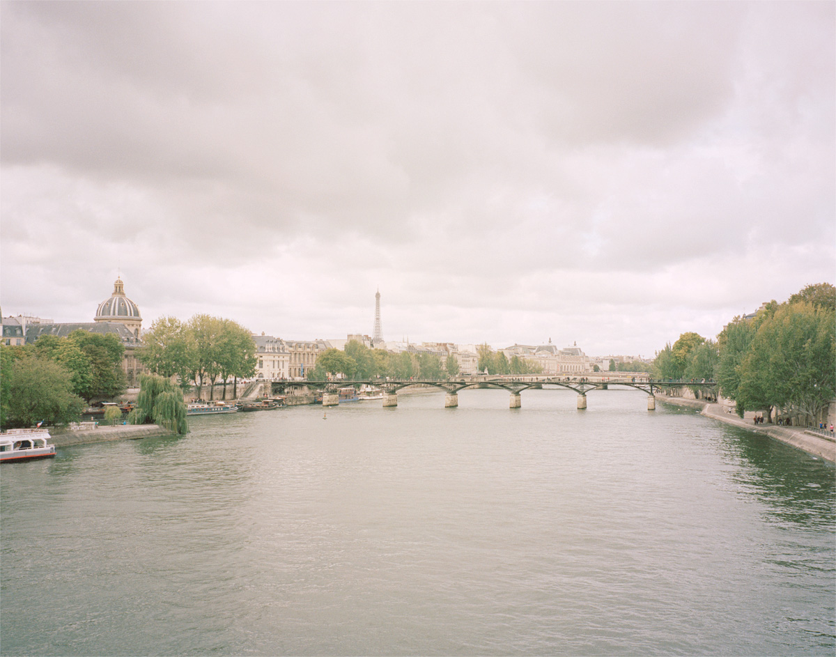 1002Paris001