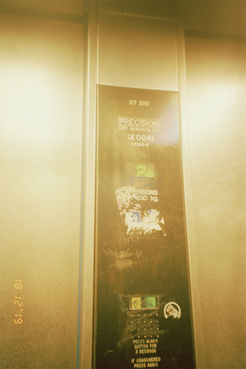 1218London001